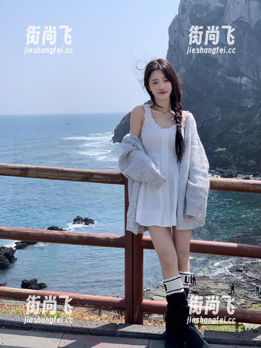 166吃瓜 对了,166吃瓜网站居然还有个专门的版块聚焦明星动态,总觉得哪里怪怪的……
