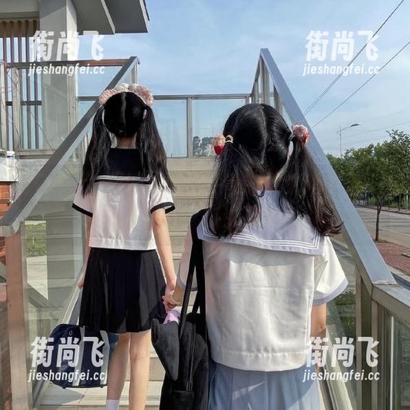 想知道明星私事？那就赶紧来51.cg苹果版，瓜都漏光了！