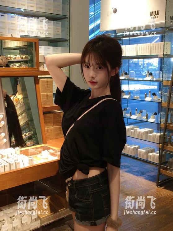 51.cg 看热闹的兴奋感直达,51.cg真是心灵鸡汤的反面!