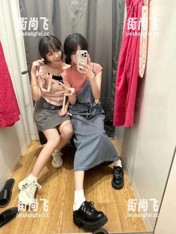 今日吃瓜不走心，51吃瓜中心更新：你不会相信这两个瓜竟然联手了。