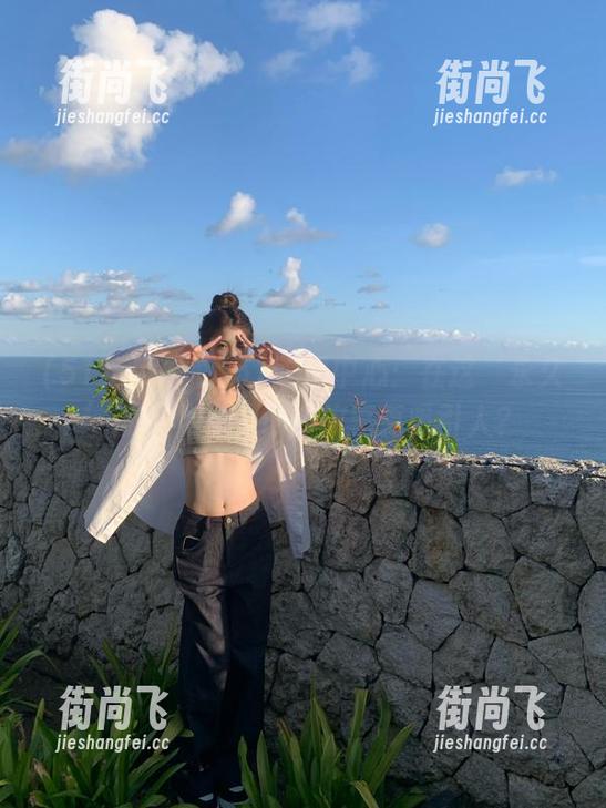 51吃瓜中心 51吃瓜中心:在这‘永久’的聚焦点,谁的故事更吸引人?