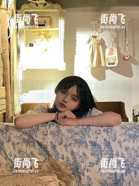51黑料 想知道谁的床上那些事?登录51黑料,在线一探究竟!