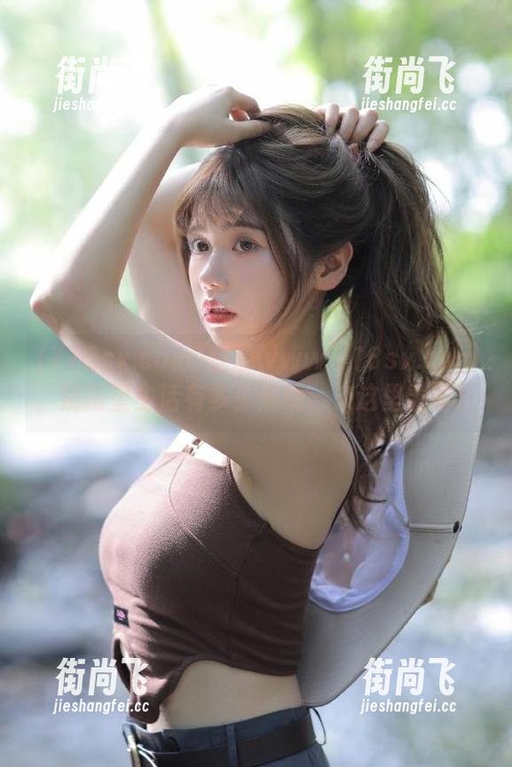登录www.718sx.com，别指望生活有多少底线，来这里看看！