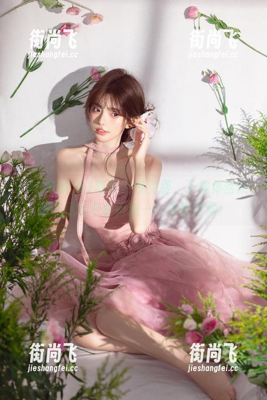 91吃瓜在线免费，下载体验就像在现实中撒狗粮——简直日常！