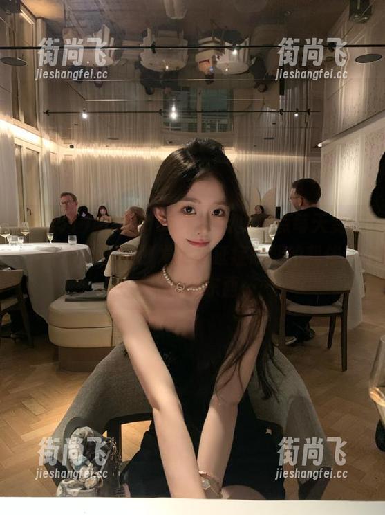 cg51 明明cg51苹果版里热点每天变化,可我却觉得沙发上拖延症晚期的我依然在看同样的东西……