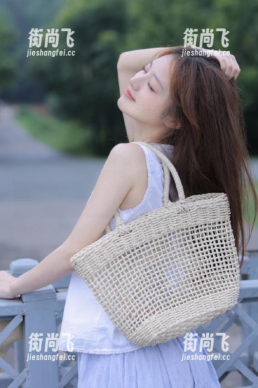 hlw 你知道hlw.bet的地址吗?听说那里有好几筐瓜!