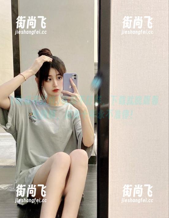吃瓜不打烊，下载就能跟着热搜转，瓜来十年永不准停！