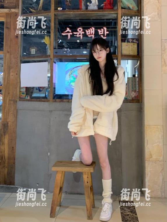 吃瓜网深度导航：吃瓜姿势教学，跟着大瓜一起摇摆！