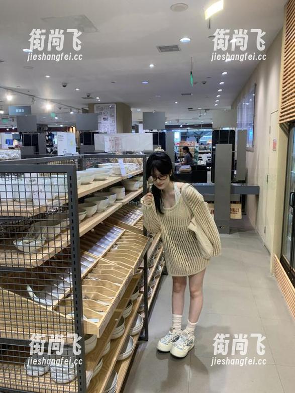 吃瓜网 吃瓜网下载体验记,分享后才能打开更多欢乐大门!