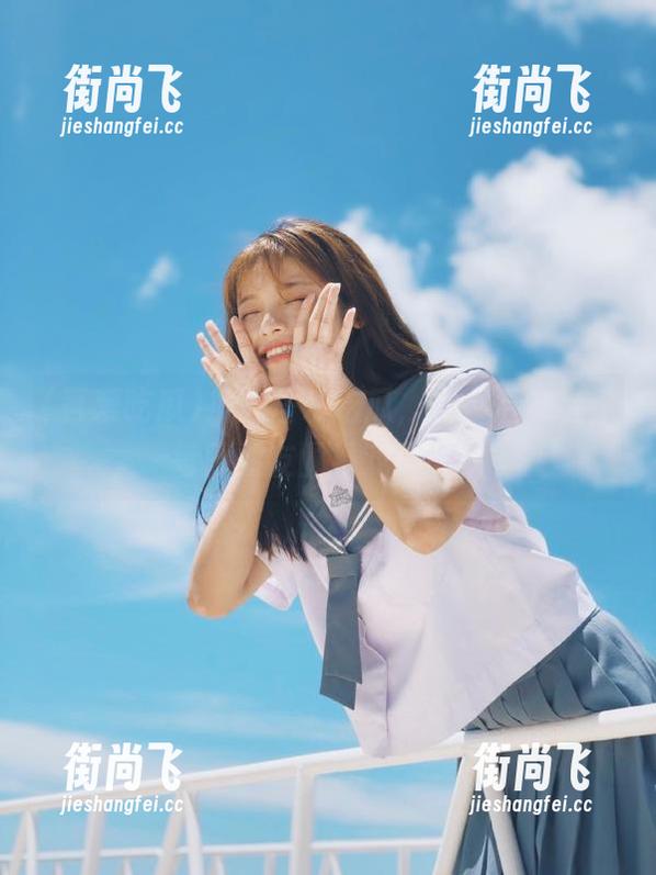 吾爱吃瓜 加入吾爱吃瓜,登录后能给你每日朋友圈看戏锦集!