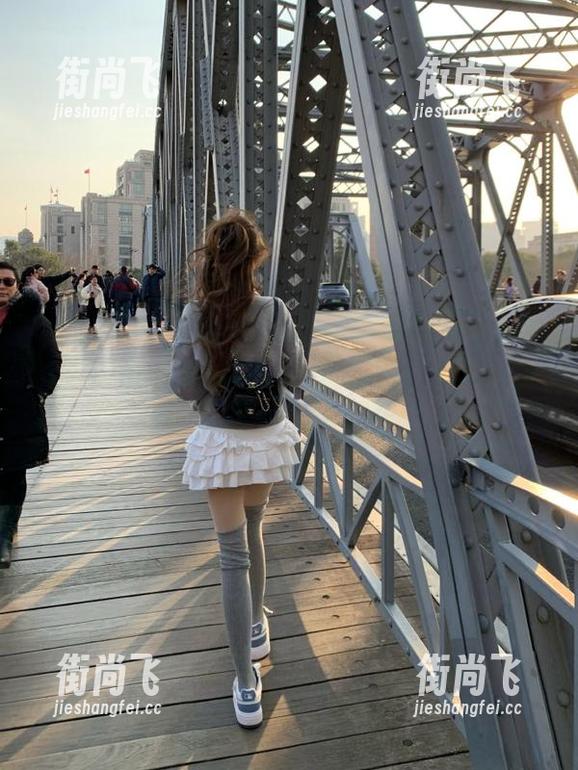 黑料在线 黑料在线发布剧情反转:本以为是平淡生活,结果嗑到逆转大剧!