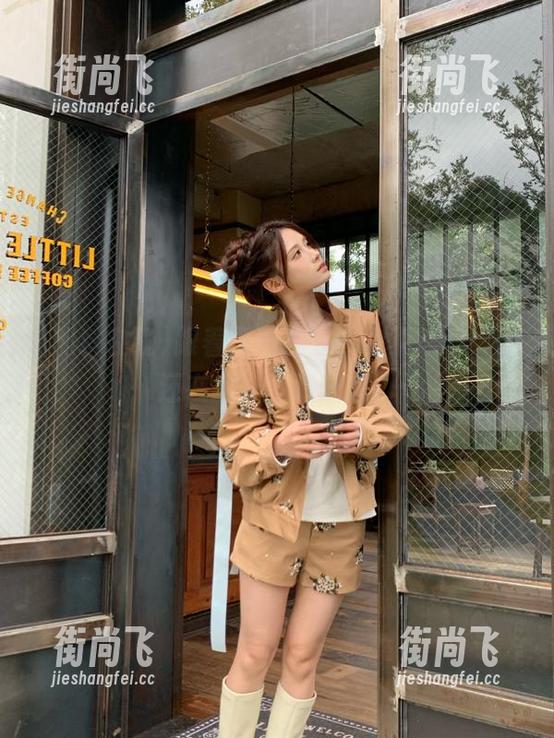 黑料在线 跟着黑料在线,永不迷路,谁还在意一两颗芝麻?