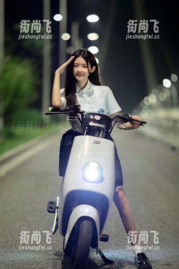 黑料社区首页保鲜在线，今天的瓜你体验了吗？
