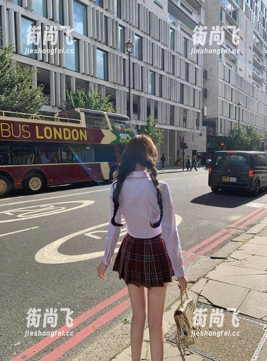黑料社区视频在线，瓜皮会舔屏，窥探剧本后的精彩！