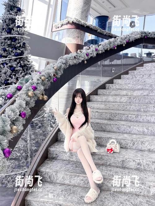 黑料老司机 黑料老司机发布:反转按摩,一周吃瓜花的那些长短故事!