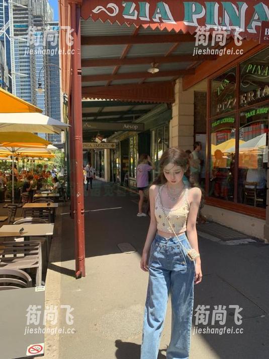 黑料视频网 不小心溜进黑料视频网,观看完我就错觉自己是个八卦达人!